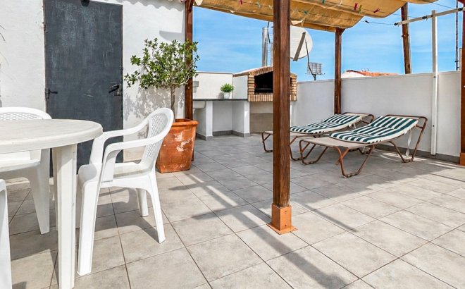 Resale - Bungalow -
Torrevieja - Costa Blanca