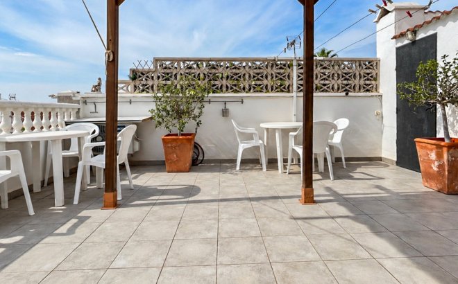 Resale - Bungalow -
Torrevieja - Costa Blanca