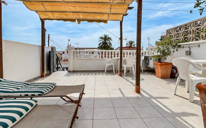 Resale - Bungalow -
Torrevieja - Costa Blanca