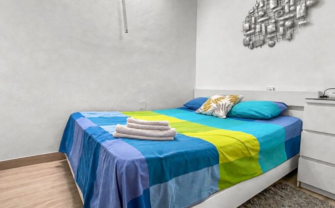 Resale - Bungalow -
Torrevieja - Costa Blanca