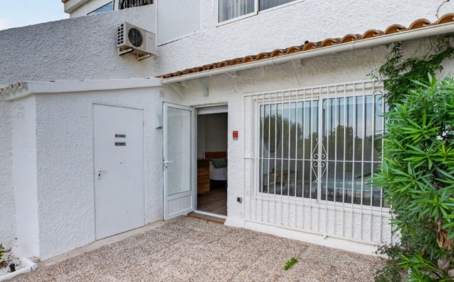 Revente - Appartement -
Orihuela Costa - Costa Blanca