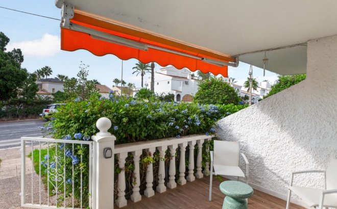 Revente - Appartement -
Orihuela Costa - Costa Blanca