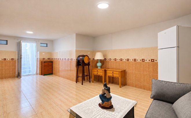 Resale - Town House -
Torrevieja - Costa Blanca