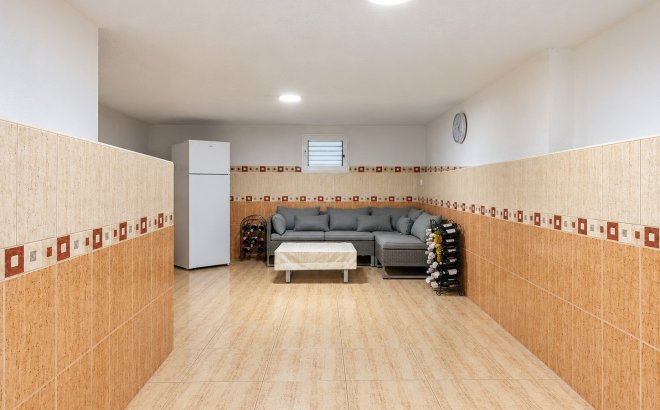 Resale - Town House -
Torrevieja - Costa Blanca