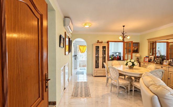 Resale - Town House -
Torrevieja - Costa Blanca