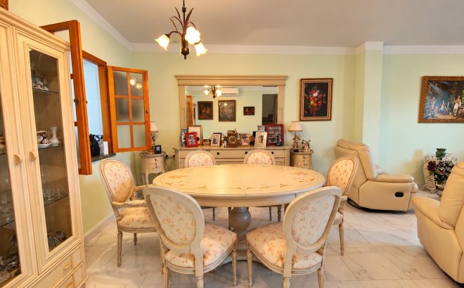 Resale - Town House -
Torrevieja - Costa Blanca