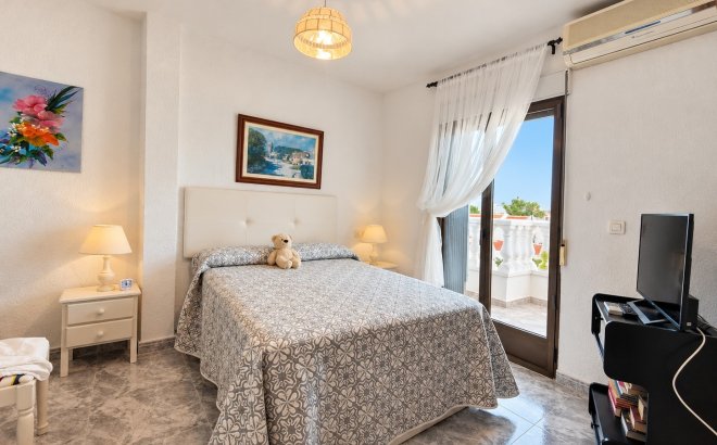 Resale - Town House -
Torrevieja - Costa Blanca
