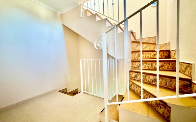 Revente - Town House -
Torrevieja - Costa Blanca