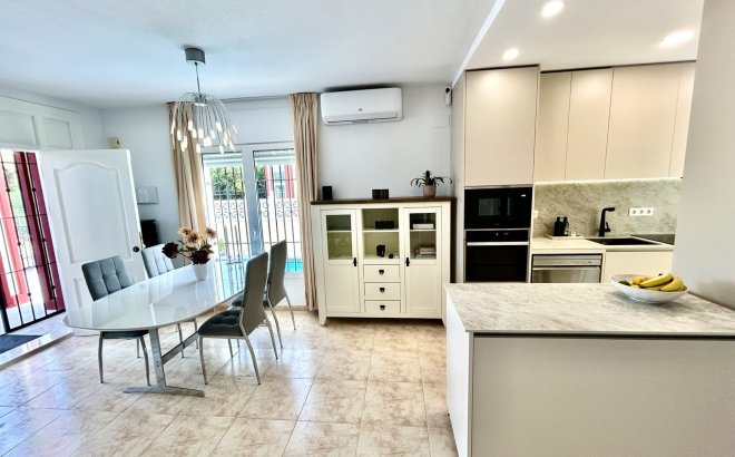 Resale - Town House -
Dehesa de Campoamor - Costa Blanca