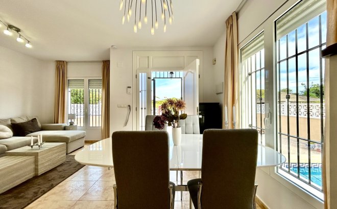 Resale - Town House -
Dehesa de Campoamor - Costa Blanca