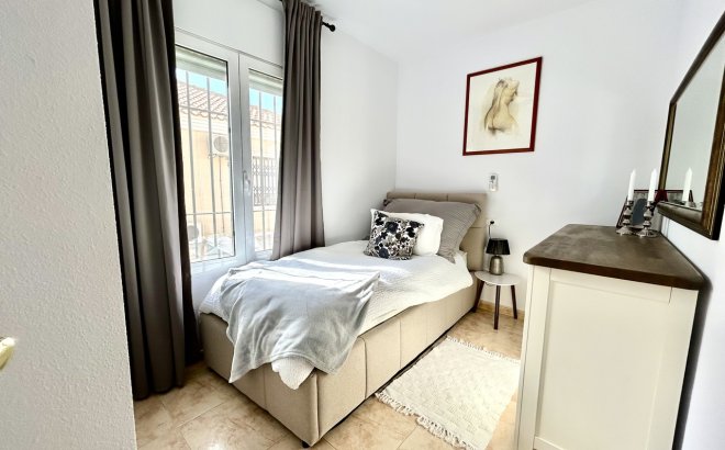 Resale - Town House -
Dehesa de Campoamor - Costa Blanca