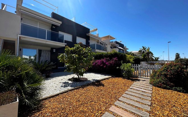 Resale - Apartment -
Torrevieja - Torreta Florida