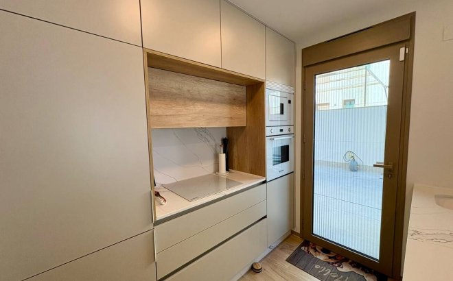 Resale - Semi Detached -
Rojales - Ciudad Quesada