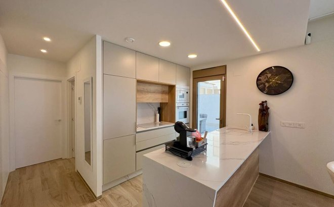 Resale - Semi Detached -
Rojales - Ciudad Quesada