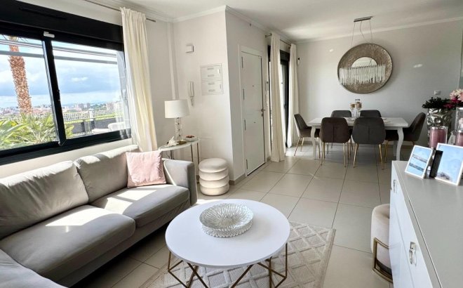 Resale - Dúplex -
Orihuela Costa - Lomas de Cabo Roig