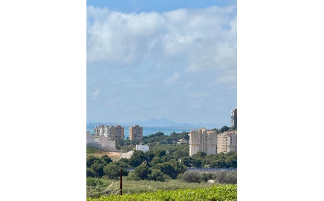 Resale - Dúplex -
Orihuela Costa - Lomas de Cabo Roig