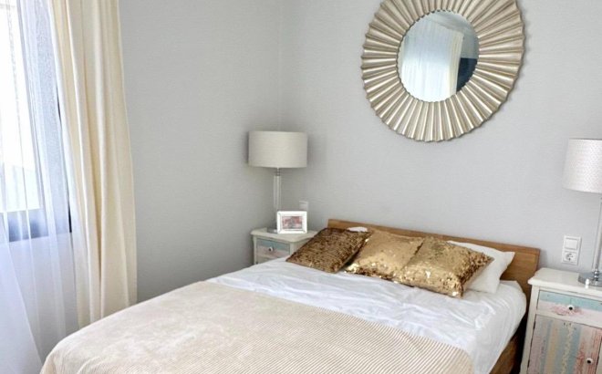 Resale - Dúplex -
Orihuela Costa - Lomas de Cabo Roig