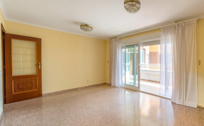 Resale - Apartment -
Torrevieja - La Mata Pueblo