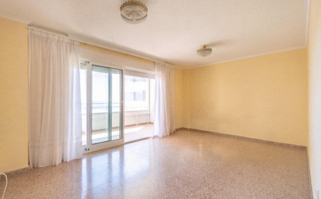 Resale - Apartment -
Torrevieja - La Mata Pueblo
