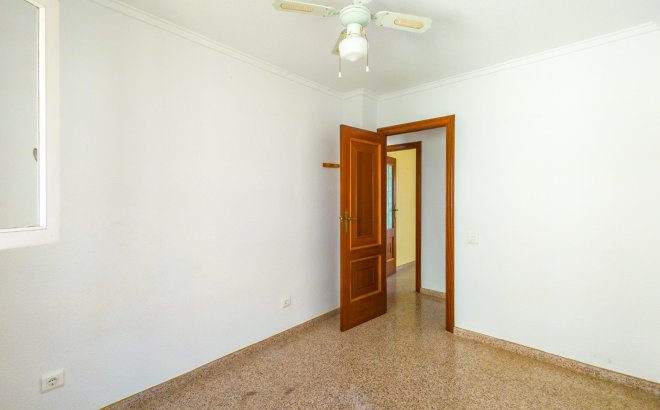 Resale - Apartment -
Torrevieja - La Mata Pueblo