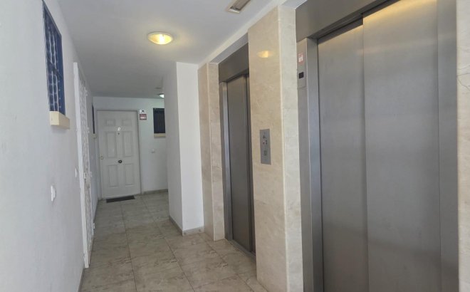 Revente - Appartement -
Orihuela Costa - Altos De Campoamor