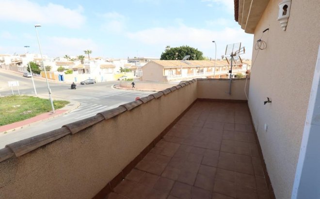 Resale - Villa -
Torrevieja - Costa Blanca