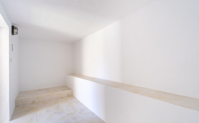 Revente - Town House -
Villamartin - Costa Blanca
