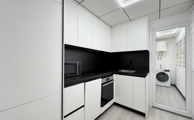 Revente - Appartement -
Torrevieja - Playa del Cura