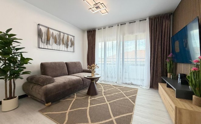 Revente - Appartement -
Torrevieja - Playa del Cura