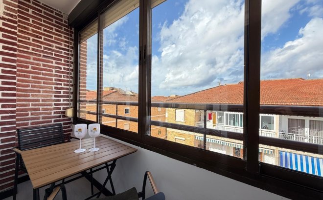 Revente - Appartement -
Torrevieja - Playa del Cura