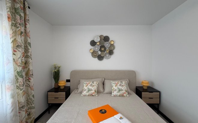Revente - Appartement -
Torrevieja - Playa del Cura