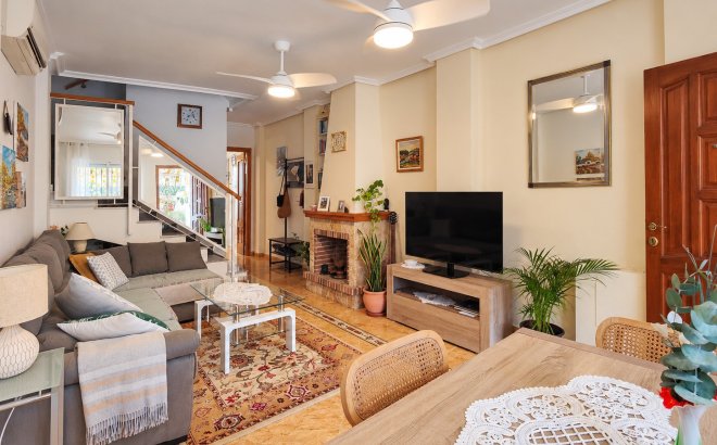 Revente - Town House -
Orihuela Costa - Costa Blanca