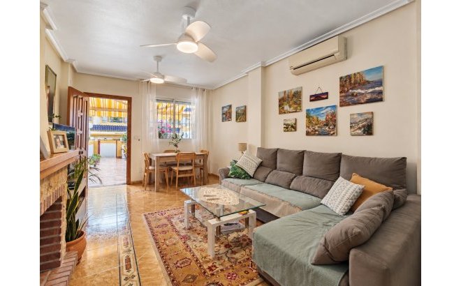 Revente - Town House -
Orihuela Costa - Costa Blanca