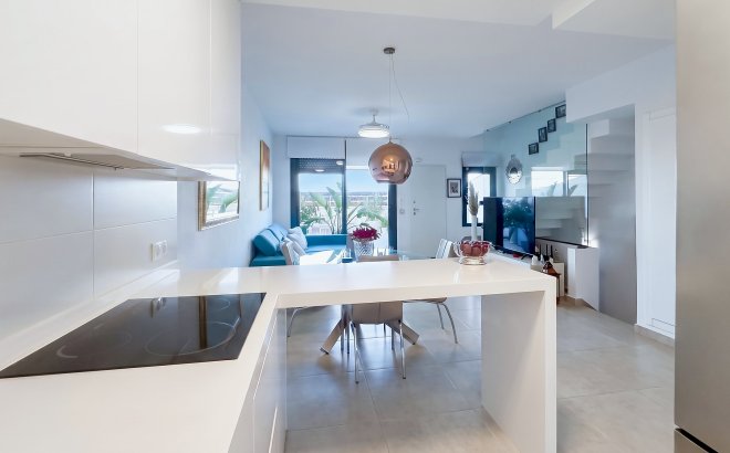 Revente - Town House -
Villamartin - Costa Blanca