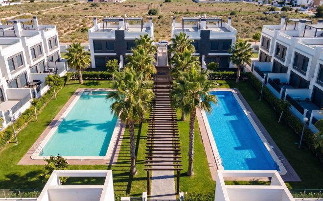 Revente - Town House -
Villamartin - Costa Blanca