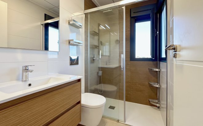 Revente - Town House -
Villamartin - Costa Blanca