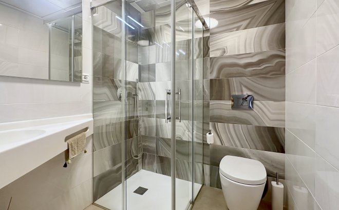 Revente - Town House -
Villamartin - Costa Blanca