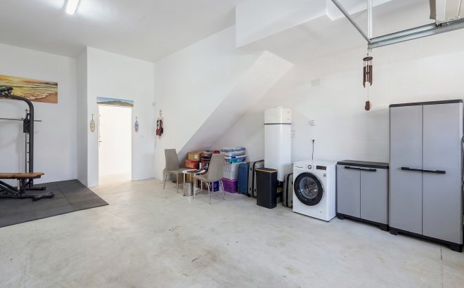 Revente - Town House -
Villamartin - Costa Blanca