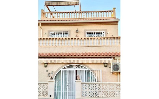 Revente - Town House -
Torrevieja - La Siesta - El Salado - Torreta