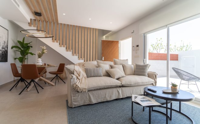 Resale - Villa -
Pilar de la Horadada - Costa Blanca