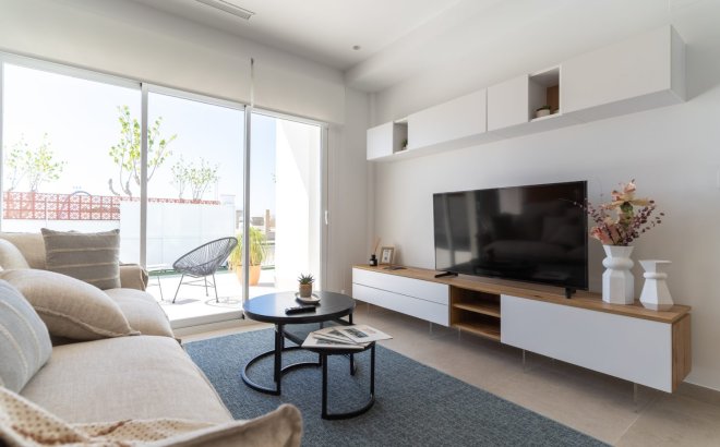 Resale - Villa -
Pilar de la Horadada - Costa Blanca