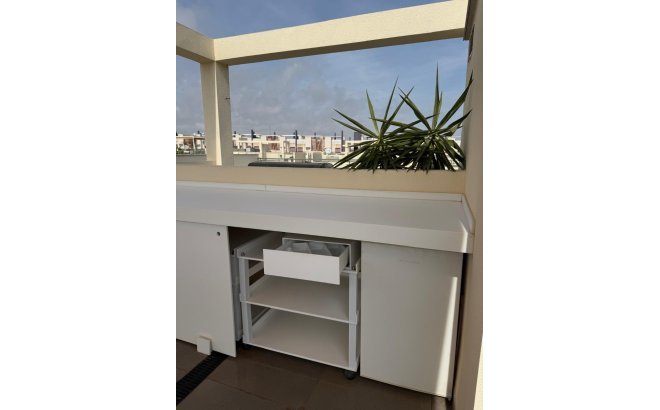 Resale - Bungalow -
Pilar de la Horadada - Costa Blanca