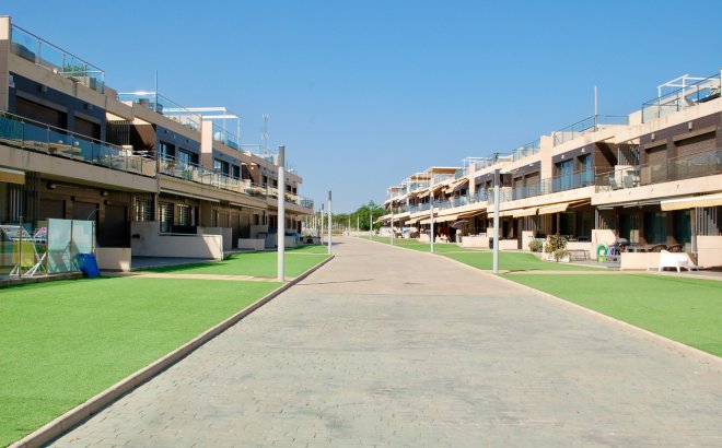 Resale - Bungalow -
Pilar de la Horadada - Costa Blanca