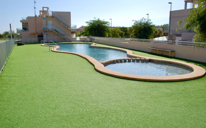 Resale - Bungalow -
Pilar de la Horadada - Costa Blanca