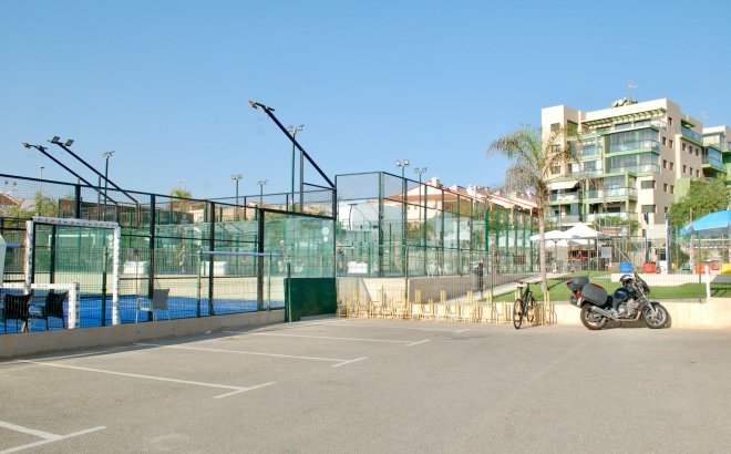 Resale - Bungalow -
Pilar de la Horadada - Costa Blanca