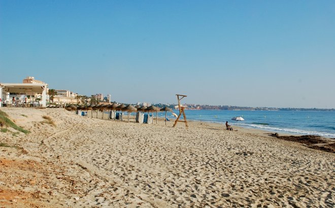 Resale - Bungalow -
Pilar de la Horadada - Costa Blanca