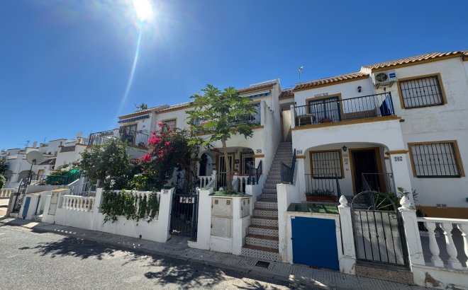 Revente - Appartement -
Orihuela Costa - Costa Blanca