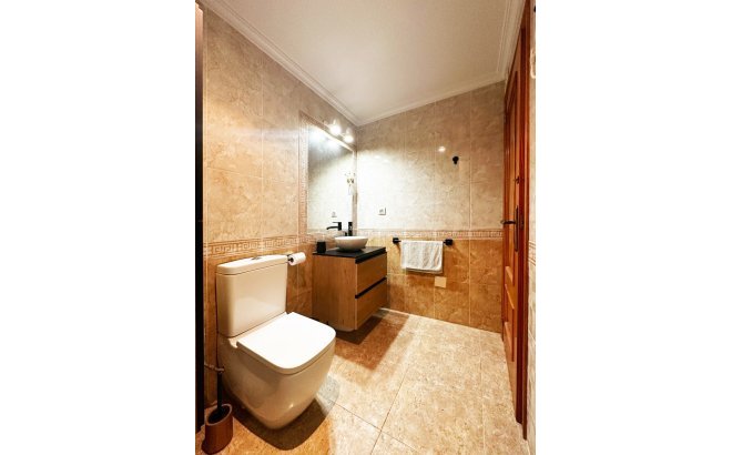 Revente - Appartement -
Orihuela Costa - Costa Blanca