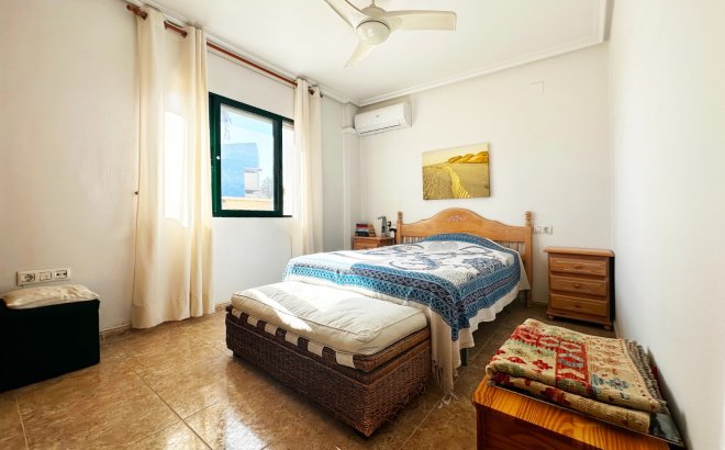 Revente - Appartement -
Orihuela Costa - Costa Blanca