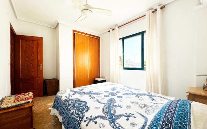 Revente - Appartement -
Orihuela Costa - Costa Blanca